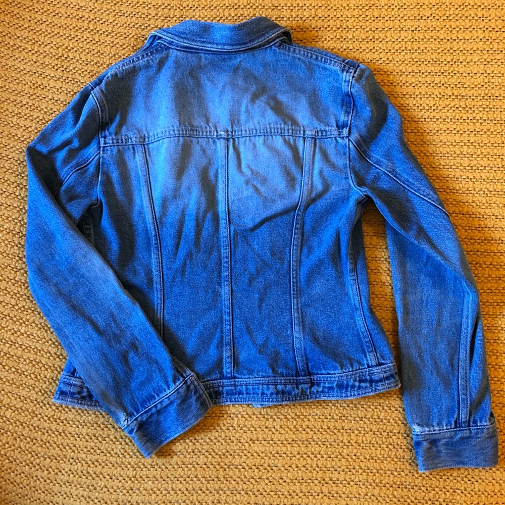 Unique Buttonless Jean Jacket - image 2